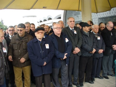 Ahmet Tomar Toprağa Verildi