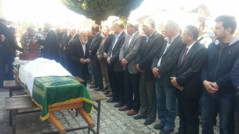 Temel Sandıkçının Eşi Defnedildi