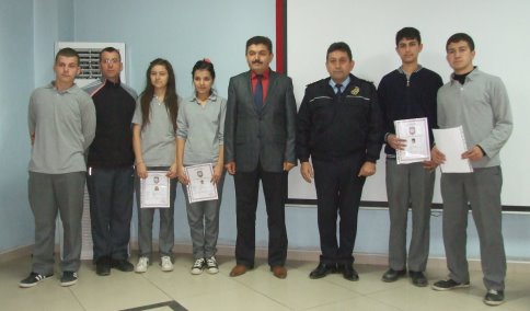 Öğrenci Trafik Polisleri Görev Başında