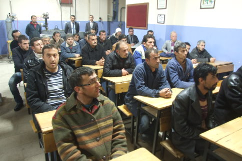 İş bul kursları tüm hızıyla devam ediyor.