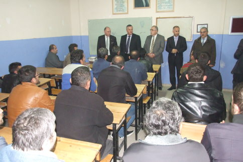 İş bul kursları tüm hızıyla devam ediyor.