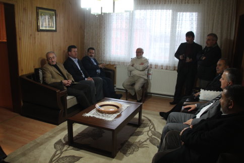 Bakan Çelik ve Akrabası Arasında Komik Diyalog