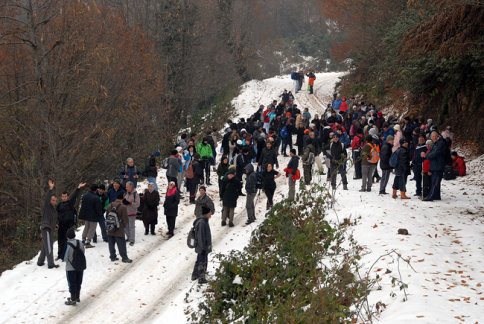-5 Derece Soğukta Keremali'ye Yürüdüler