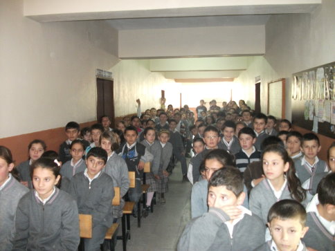 Küçücek’li Çocuklar Kitap İle Buluşuyor.
