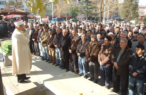 Şenol Ailesi Büyüğünü Kaybetti