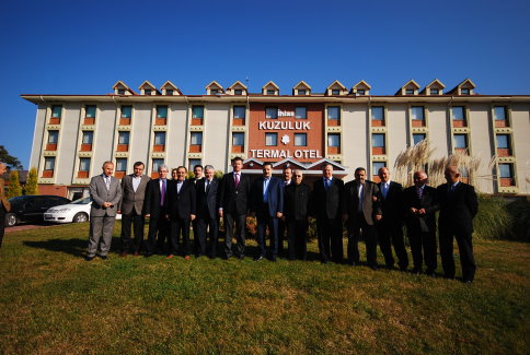 Bakan Çelik Mutlu Ayrıldı