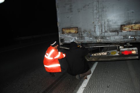 Kaza D100 karayolu Ormanköy sapağı yakınlarında meydana geldi.