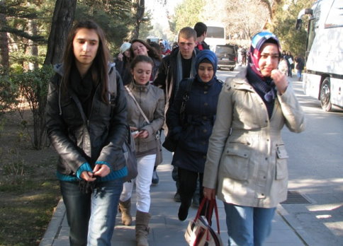 Öğretmen ve Öğrencilerle Birlikte Üniversiteleri Gezdiler