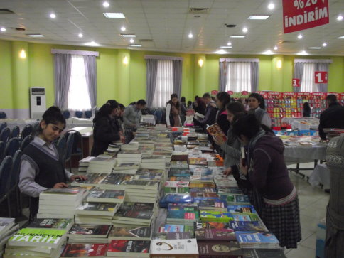 Akyazı Kitap fuarında son gün