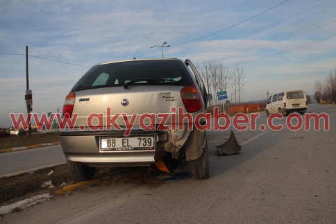 Akyazı - Küçücek Kavşağında yaralamalı trafik kazası