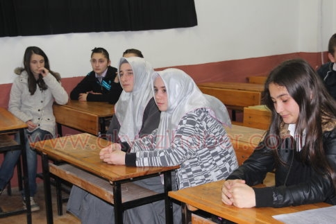 Okul Meclisi Başkanı Sorunları Dinledi