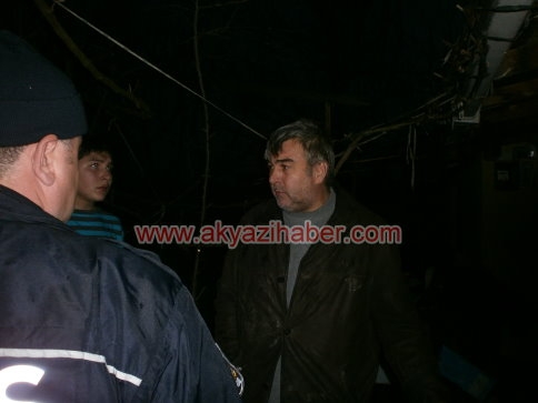 Cinoğlu Sokak’ta ev yangını