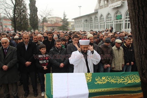 İsmet Kaliç  Toprağa Verildi.