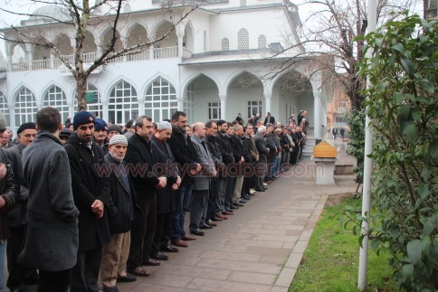İsmet Kaliç  Toprağa Verildi.