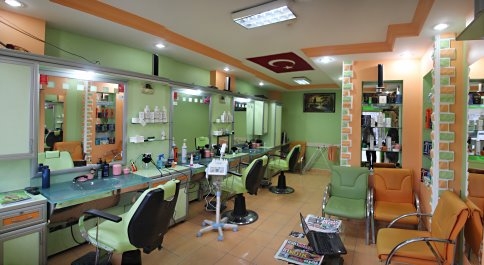 Salonsu Traş Adama Şart