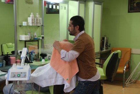 Salonsu Traş Adama Şart