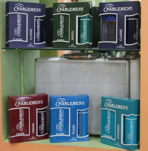 Salonsu Traş Adama Şart