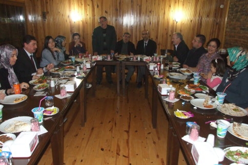 Müdür Yardımcısı Ekrem Keser’e Veda Yemeği Düzenlendi