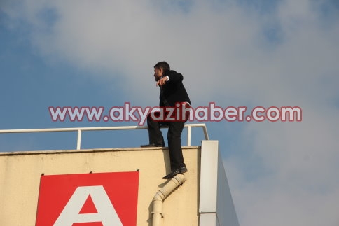 Hastane Çatısında İntihar Girişimi