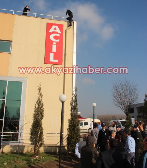 Hastane Çatısında İntihar Girişimi