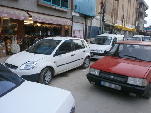 Otopark Sıkıntısı Acil Çözüm Bekliyor