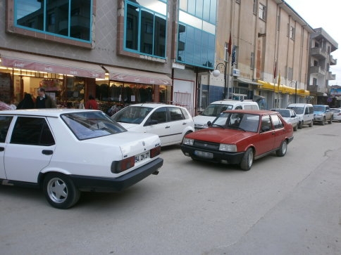 Otopark Sıkıntısı Acil Çözüm Bekliyor