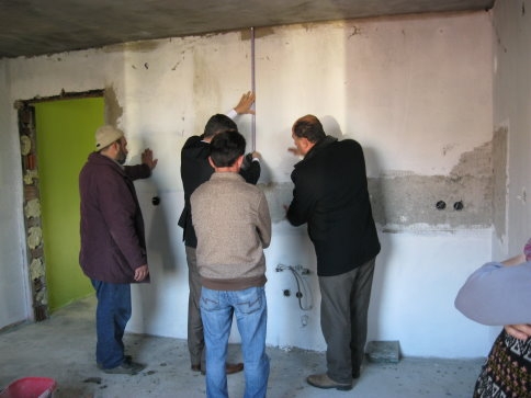 Küçücek'de Yanan Ev Hızla Onarılıyor