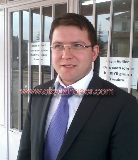 Okul Duvarına Atatürk Portresi Yaptı