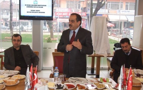 Yazıcı Basın Çalışanları İle Birlikte Kahvaltıda Buluştu