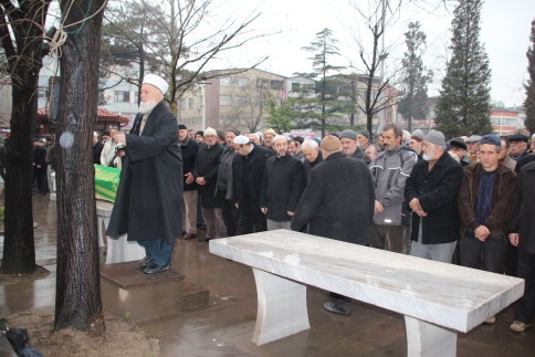 Vefat Hasan Sakzeki'nin Annesi