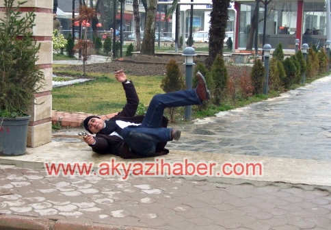 Aras Başkomiseri Parkın Ortasında Vurdular