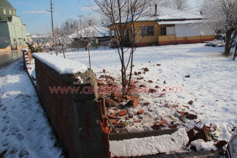 Kar yağışı ve buzlanma nedeniyle kazalar meydana geldi. 