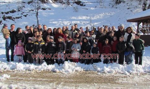 Konuralp İlk Öğretim 1/C Sınıfı Kahvaltıda Bir Araya Geldi.