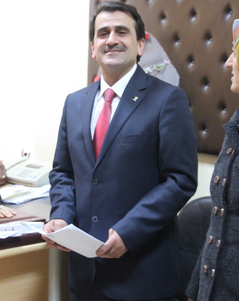 Ak Parti İlçe Başkanı Mazbatasını Aldı.