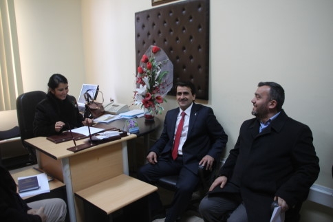 Ak Parti İlçe Başkanı Mazbatasını Aldı.