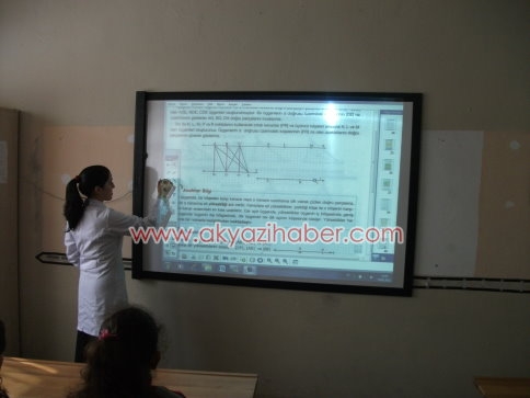 Taşburun Köyü İlköğretim Okuluna Akıllı Tahta