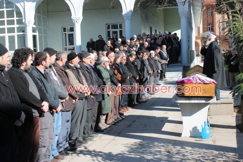 Ziver Baran’ın Eşi Toprağa Verildi