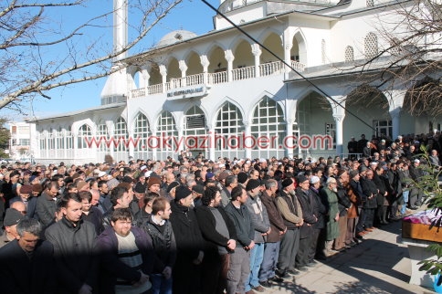 Ziver Baran’ın Eşi Toprağa Verildi