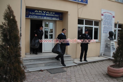 Akyazı'da İzinsiz Tütün Satışı Yapanlara Şok Baskın