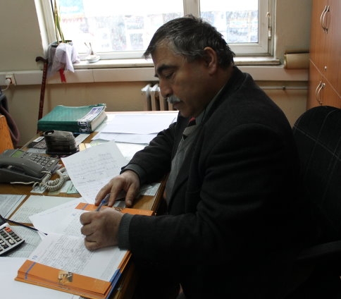 Santral Şefi Boş Zamanlarını Şiir Yazarak Değerlendiriyor