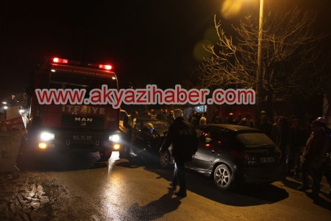 Otomobiller Kafa Kafaya Çarpıştı