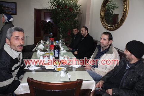 Ak Parti Tanışma Yemeği 