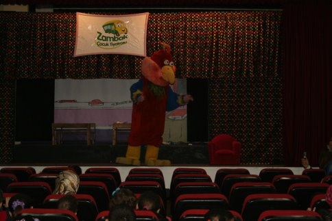 Anaokul Çocuklarından Tiyatroya Yoğun İlgi!