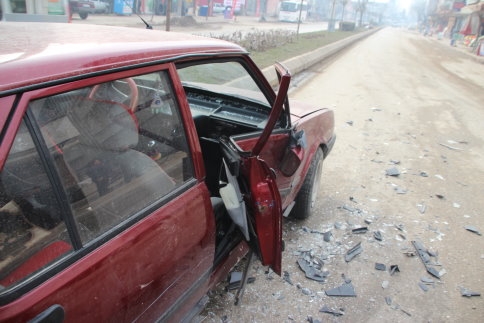 Mudurnu Caddesi Merkez Yenicami Önünde Kaza