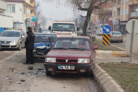Mudurnu Caddesi Merkez Yenicami Önünde Kaza