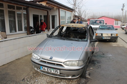 Evinin Önündeki Araç Kundaklandı