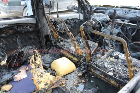 Evinin Önündeki Araç Kundaklandı