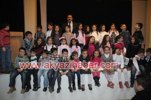 35 Öğrenci’den Şiir Gecesi