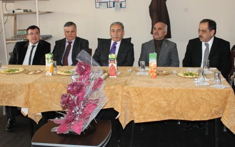 Vali Büyük; Akyazı’ya Bağlı Köylerde İncelemelerde Bulundu  