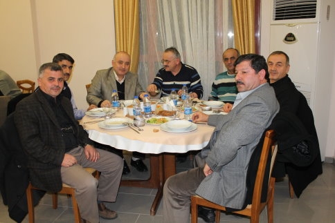 Okul Müdürleri Eğitim BİR-SEN'in Yemeğinde Bir Araya Geldiler!